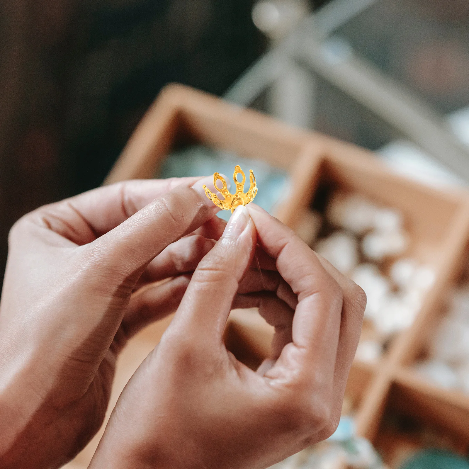 

100Pcs Copper Flower Beads Caps Lightweight DIY Hairpins Necklaces Jewelry Making Caps for Bracelets Craft Supplies