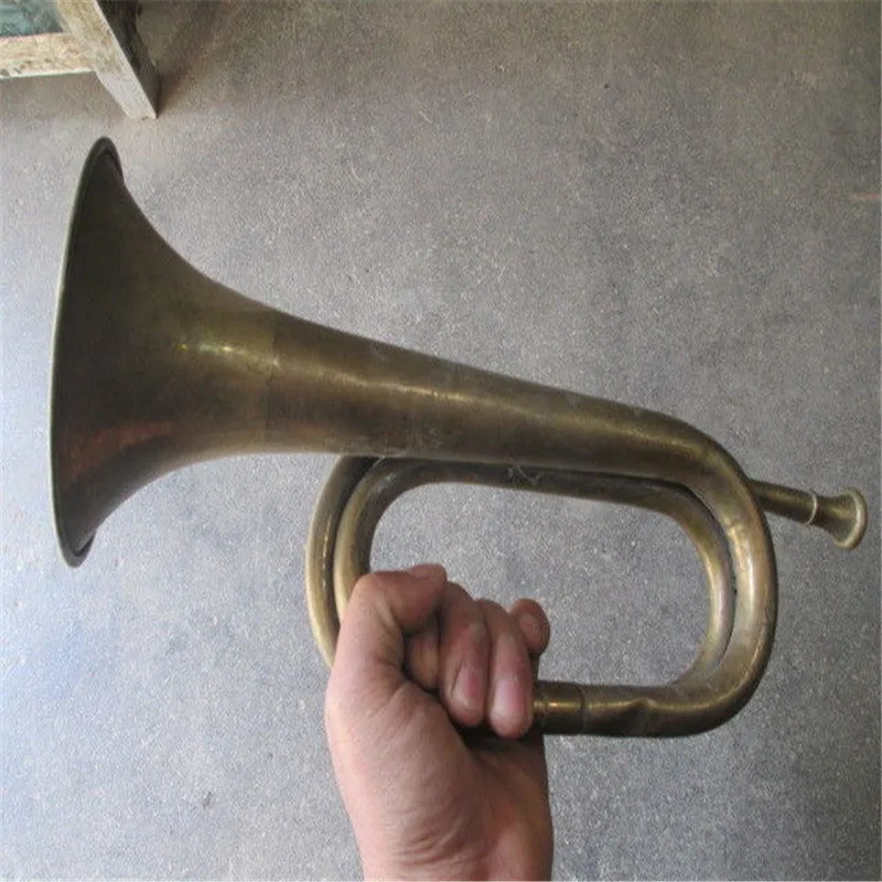 

China 12.73 Inch/ China's Old Brass Warrior Charge Forward, Trumpet A Bugle