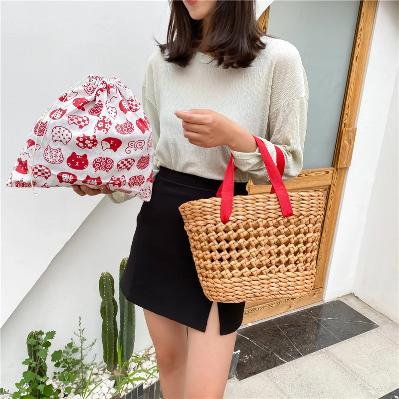 New Handmade Weave Women\'s Bag Fashionable Solid Color Hollow Vegetable Basket Female Handbags Summer Beach Straw Bag Purse