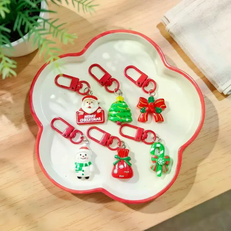 سلاسل مفاتيح من الراتنج على شكل إلك سانتا إكليل عيد الميلاد، متوفرة في مجموعات من 2/5/10 قطعة، مثالية كهدايا عطلة الأصدقاء #5