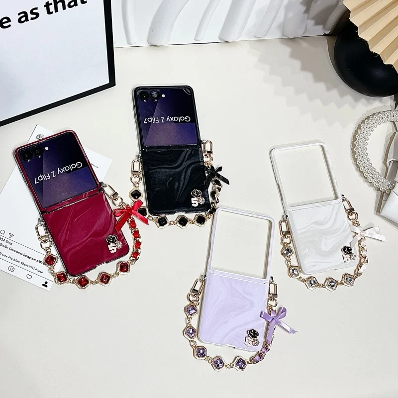 

Fashion Water Ripples Cute Phone Case For Samsung Galaxy Z Flip 7 6 5 4 3 ZFlip6 ZFlip5 Cover with Chain Protective Cases For Gi