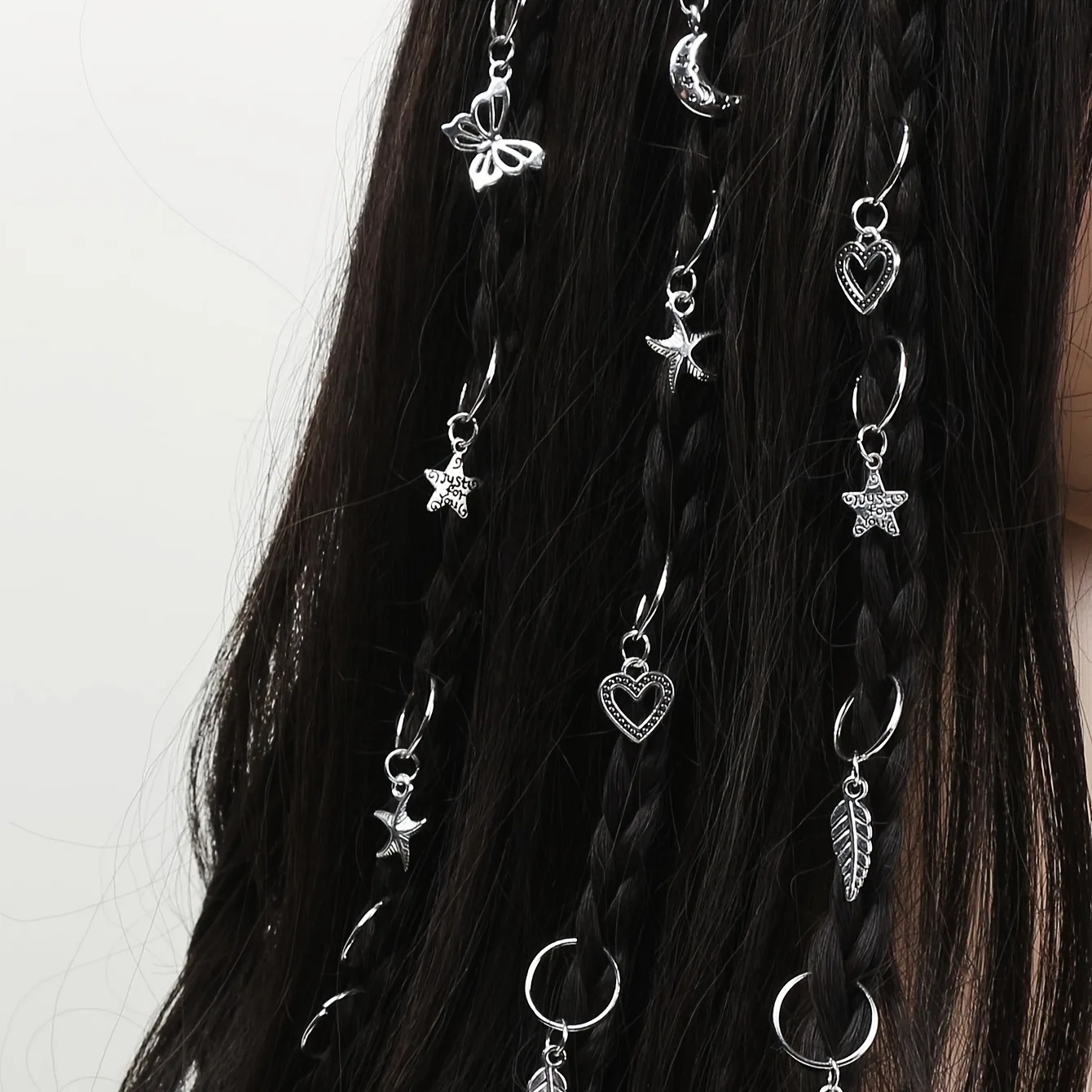 22PCS/bag Dreadlocks Wig Hair Rings Hair Accessories DIY Pendants Hollow-Out Heart Charms for Decoration