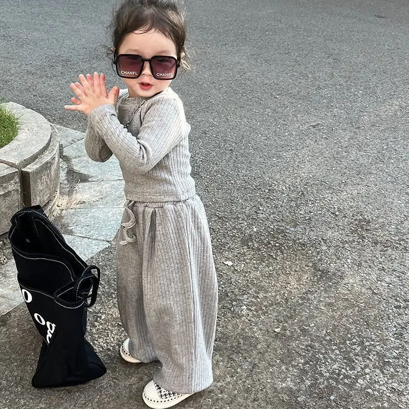 طفل الموضة مجموعة الأطفال الجولة الرقبة طويلة الأكمام بلون بدل رجالي ربيع الخريف رقيقة جديدة الفتيات عادية الرياضة 2 قطعة 2-8Y