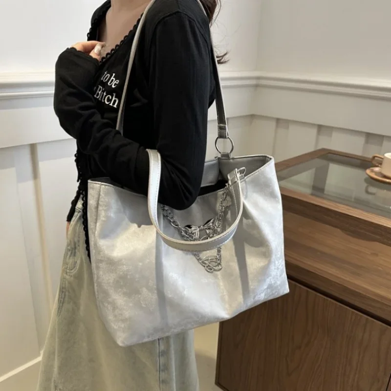 Fashion Bow Shoulder Bag Spring and Summer New Commuter Handbag Students Large Capacity Commuter Tote Bag Cosmetic Organizer