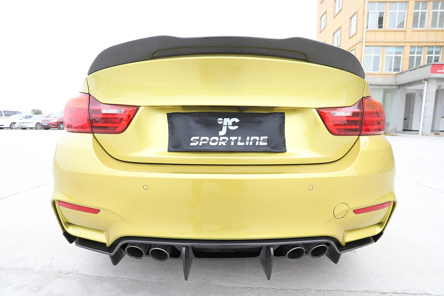 سبويلر خلفي من ألياف الكربون M4 لسيارة BMW F82 M4 كوبيه 14-19