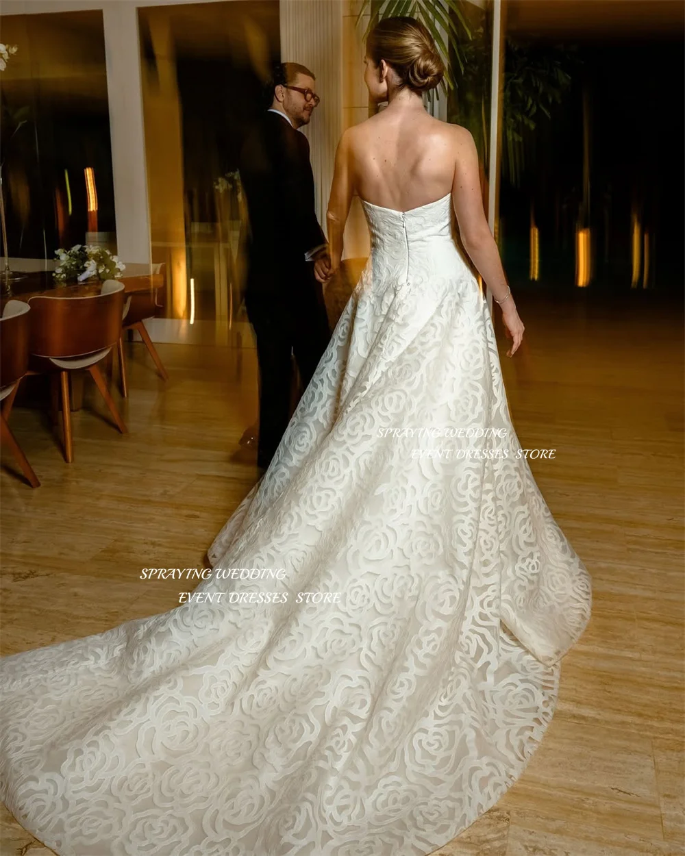 SPRAYING Luxe Ivoor Kant Trouwjurk Sexy Sweetheart Bruidsjurken Een lijn Lange Sweep Trein Robe De Mariée Aangepaste 2026