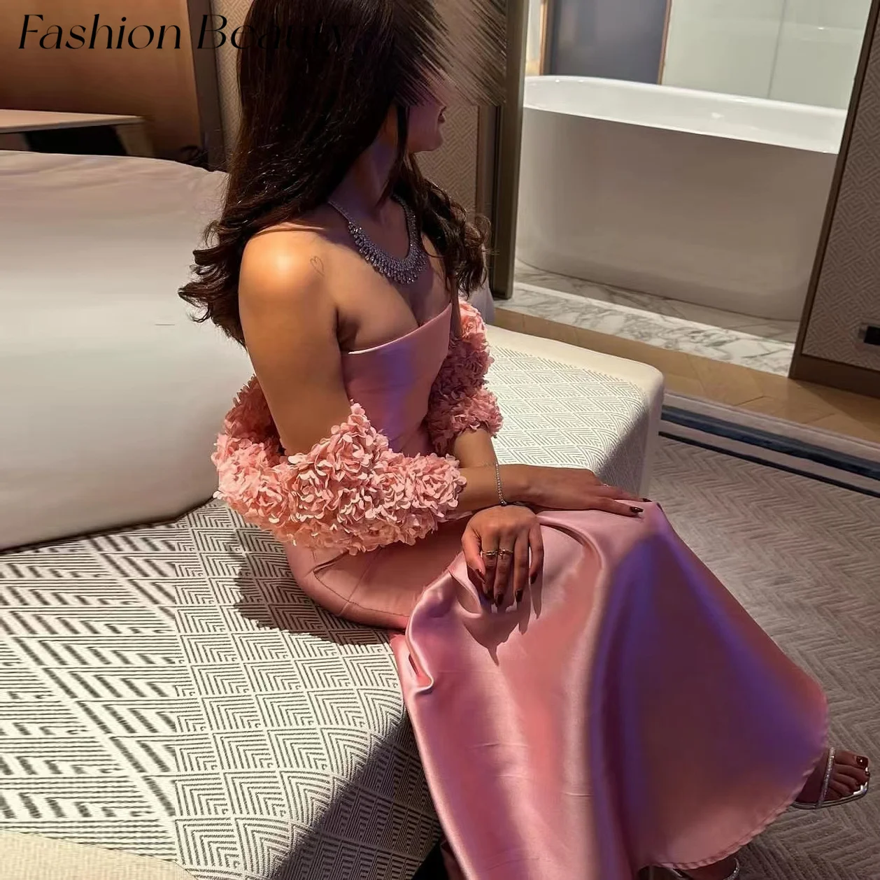 

Fashion Beauty Pink Satin Prom Dresses With Flower Capelet Strapless Mermaid Formal Evening Dress For Women 2024 robes de soirée