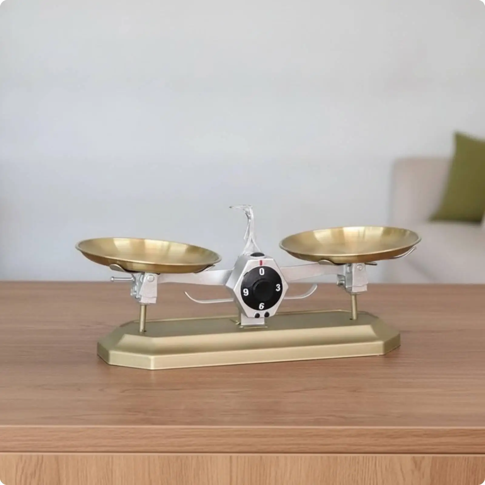 Bronze Decorative Balance Scale Statue Iron Vintage Desk Decor for Home Office Shelf Display