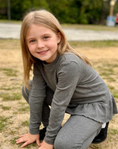 

Children's Base Shirt 2026 Autumn Spring Girls' Korean Version Solid Color Lace High Casual Loose Shirt