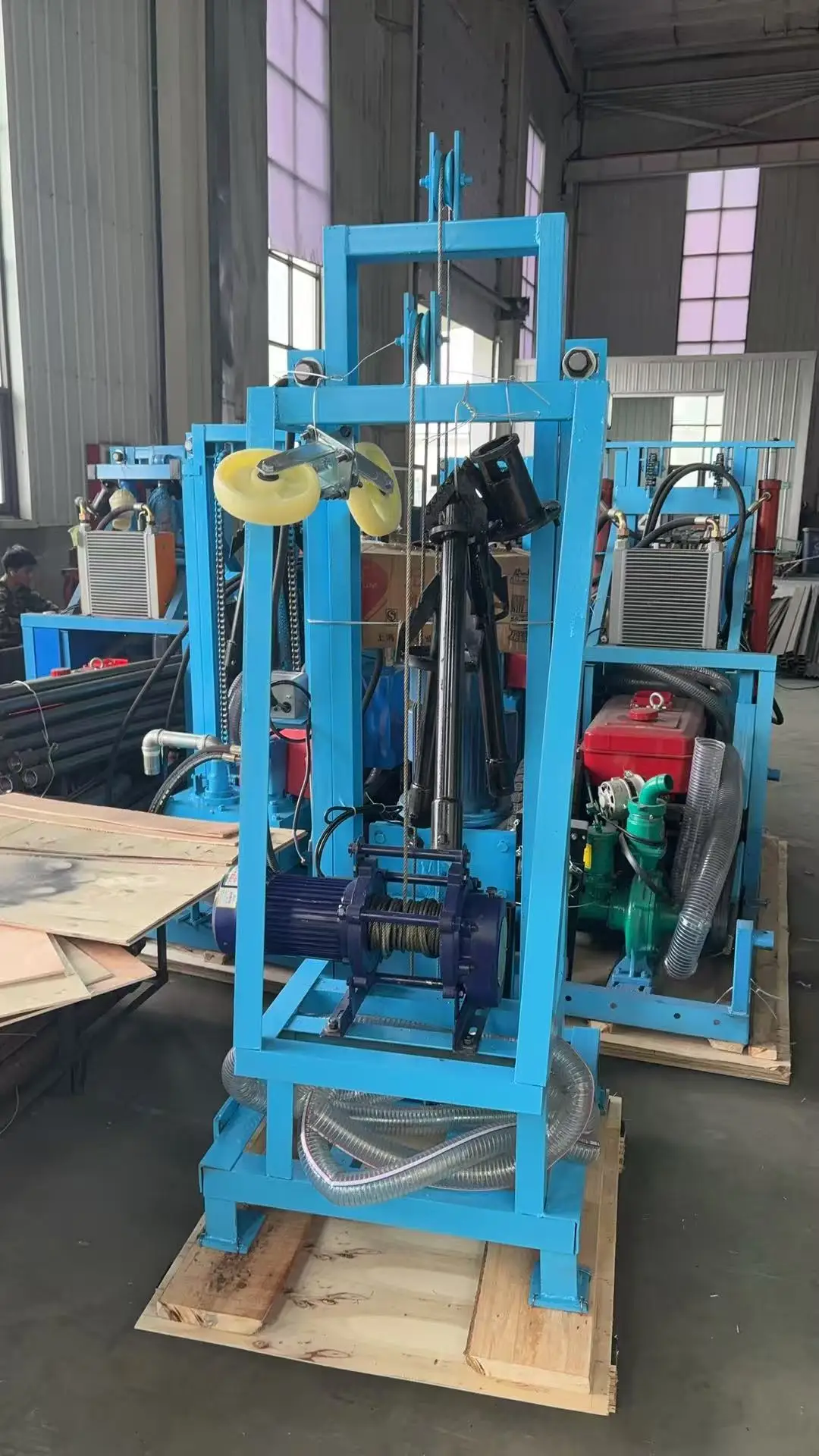 カスタマイズされた売れ筋商品 2025年中国製 手動小型電動油圧式水井戸掘削装置