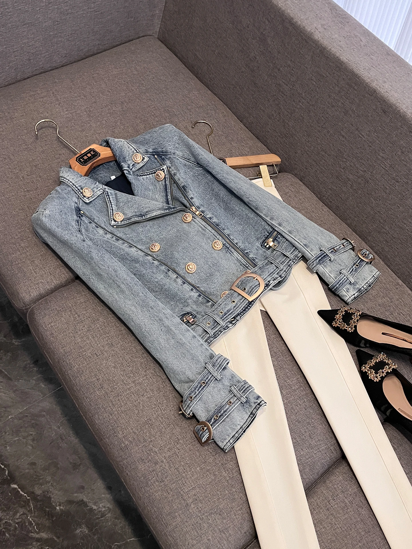 

2026 New Women's Long Sleeve Motorcycle Jacket Denim Suit Metal Decorated Slim Fit Double Button Commute Style A7014