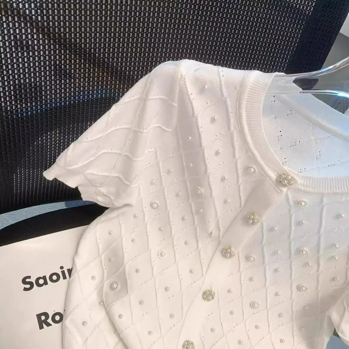 Vintage Beaded Slim Knit Cardigan Women White Knit Shirt Summer V-neck Pearl Button Thin Short-sleeved Tops High-end Design Coat