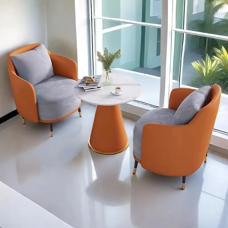 

Modular conference sofa and desk system for quick assembly of academic chairs in offices/showrooms