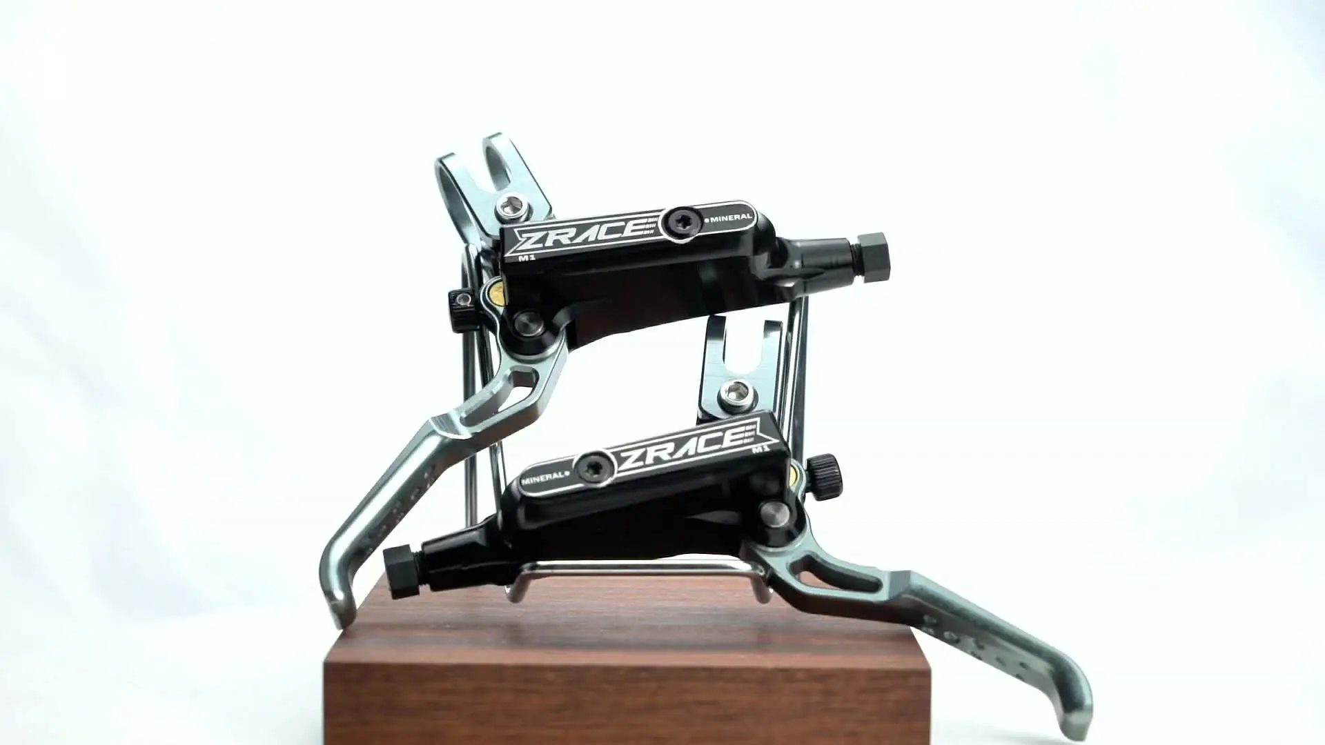 ZRACE M1 X2 / X4 マウンテンバイク油圧ブレーキ、フル CNC 軽量、MTB