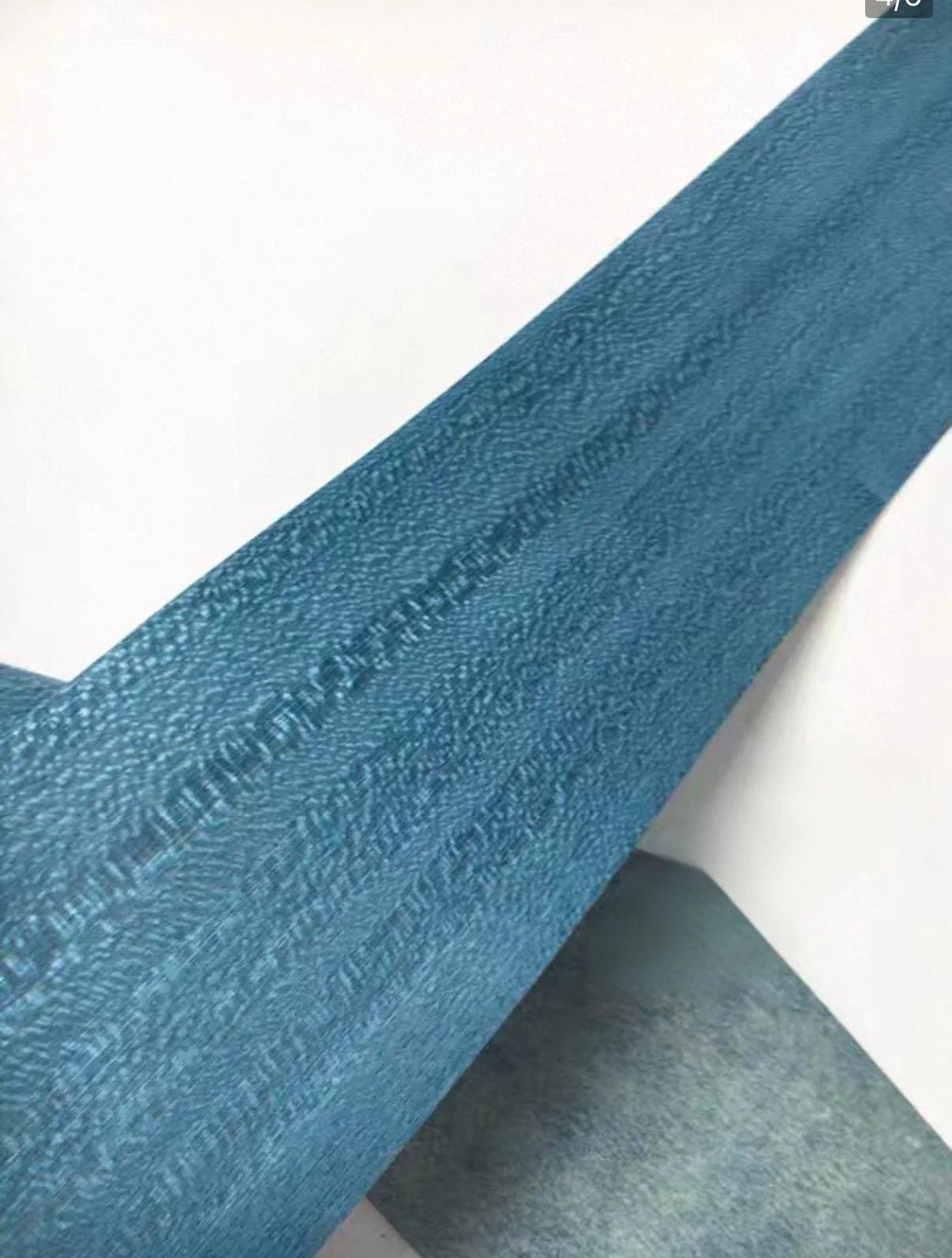 

Natural Dyed Lake Blue Nice Solid Wood Veneer with Non-woven Backing, 2.5m Length x 0.18m Width x 0.2mm Thickness