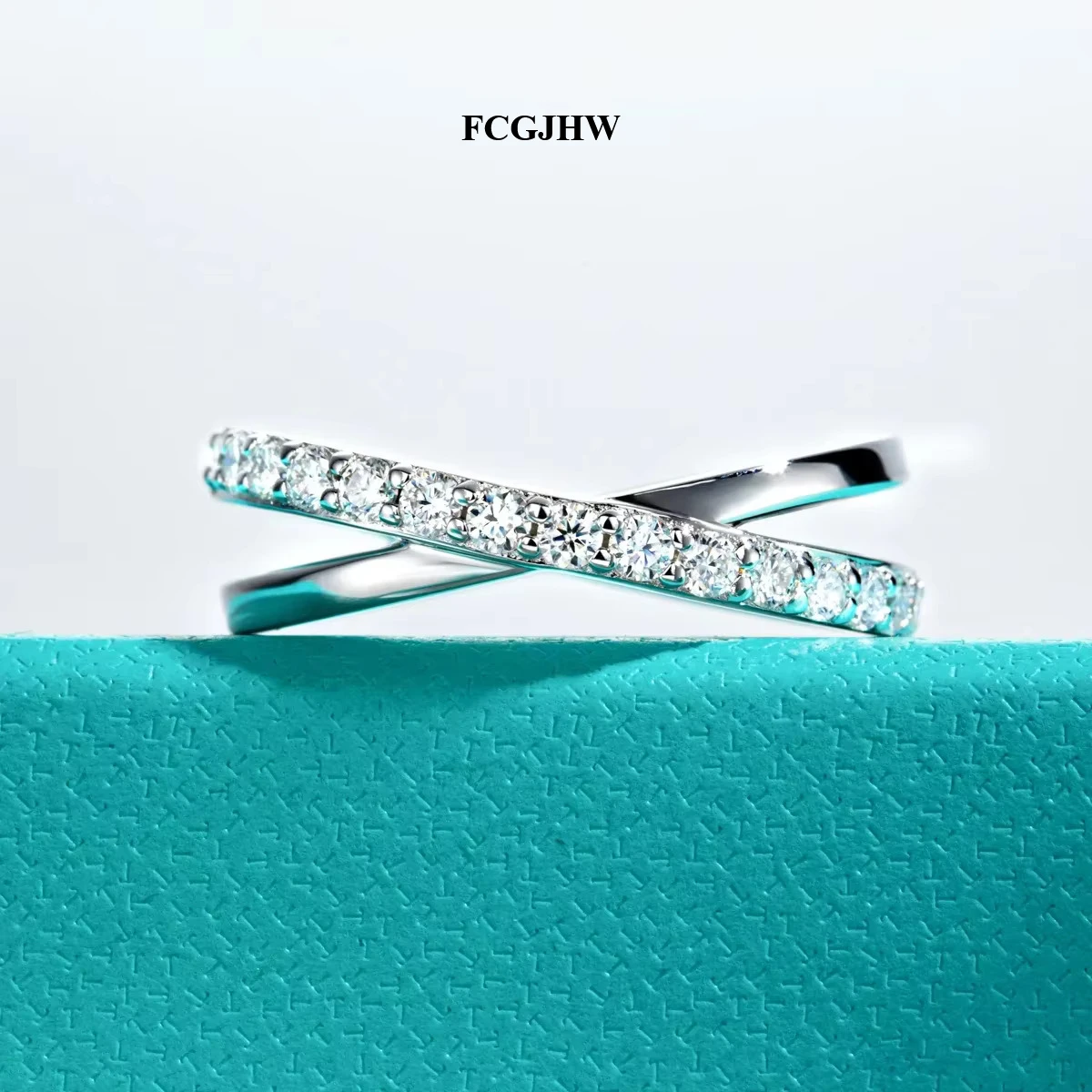 FCGJHW 2mm D Color Moissanite Cross Band Ring S925 Sterling Silver Color Separation Wedding Rings Jewelry Gifts Wholesale 2026