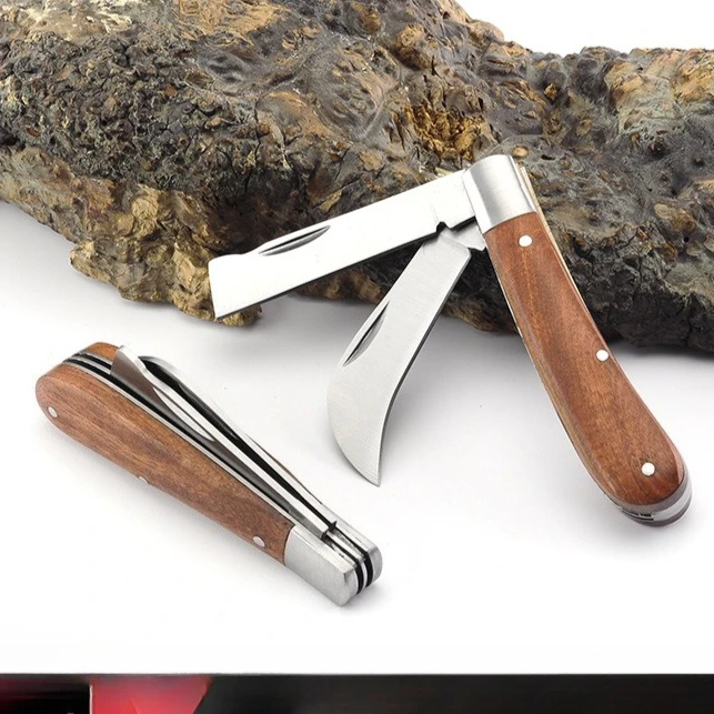 

Home Foldable Grafting Knife Grafting Tool Multi Functional and Convenient Trimming Garden Wood Handle Knife EDC