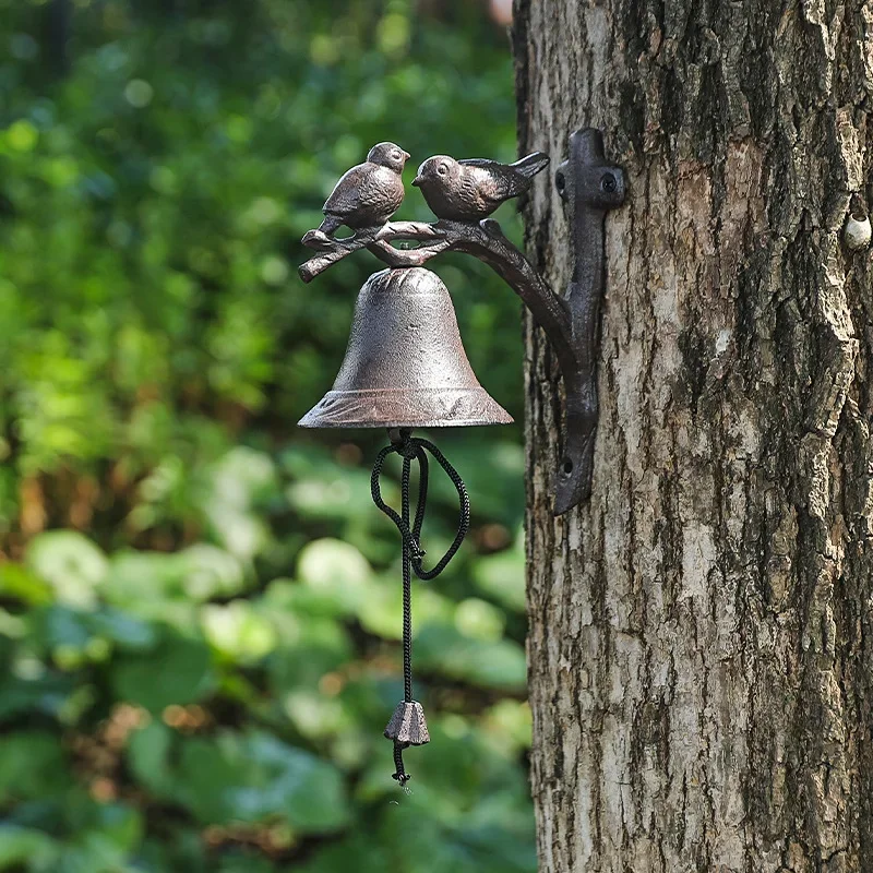 Simple light luxury cast iron couple bird doorbell pendant wind chime homestay home balcony outdoor courtyard pendant bell