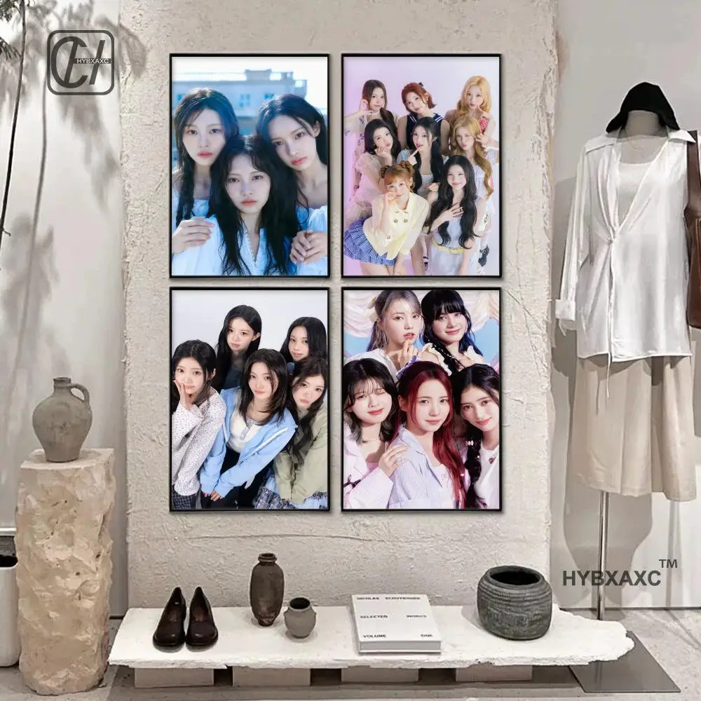 Singer I-ILLIT Poster High-definition Art Sticker Self Adhesive Waterproof Home Decoration