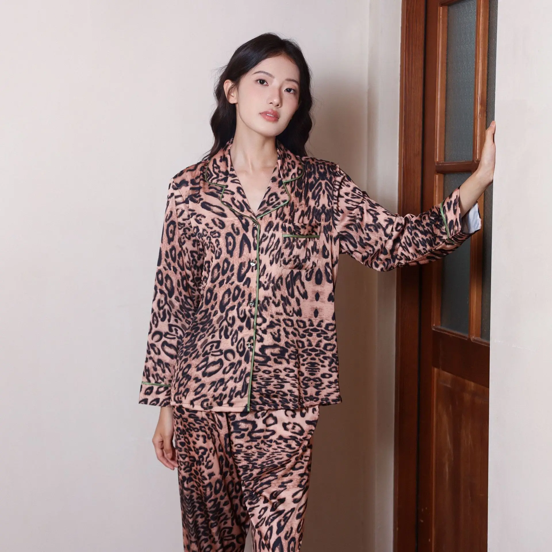 Women Leopard Print Satin Pajama Casual Sleepwear Home Clothes Suit Long Sleeve Top Pants Nightwear Loungewear Pyjama Femme