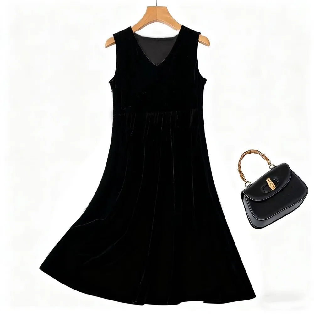 أزياء الخريف النسائية السوداء 30% التوت الطبيعي الحرير المخملية بلون فاتح فاخر سليم صالح جولة الرقبة فستان ريترو