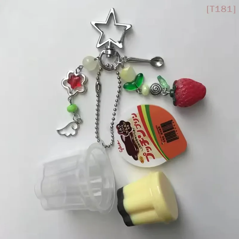 [E] 1 Piece Love Shaped Japanese Pudding Keychain Pink Yellow Egg Flan Charm Y2K Retro Aesthetic Beaded Accessory