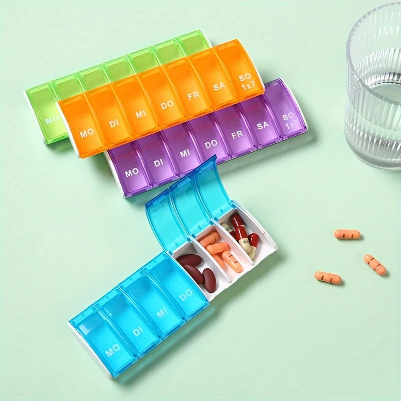 1/2pcs Portable Weekly Pill Organizer Set with 7 Compartments - Travel Reminder Medicine Box Small Item of Plastic for Travel