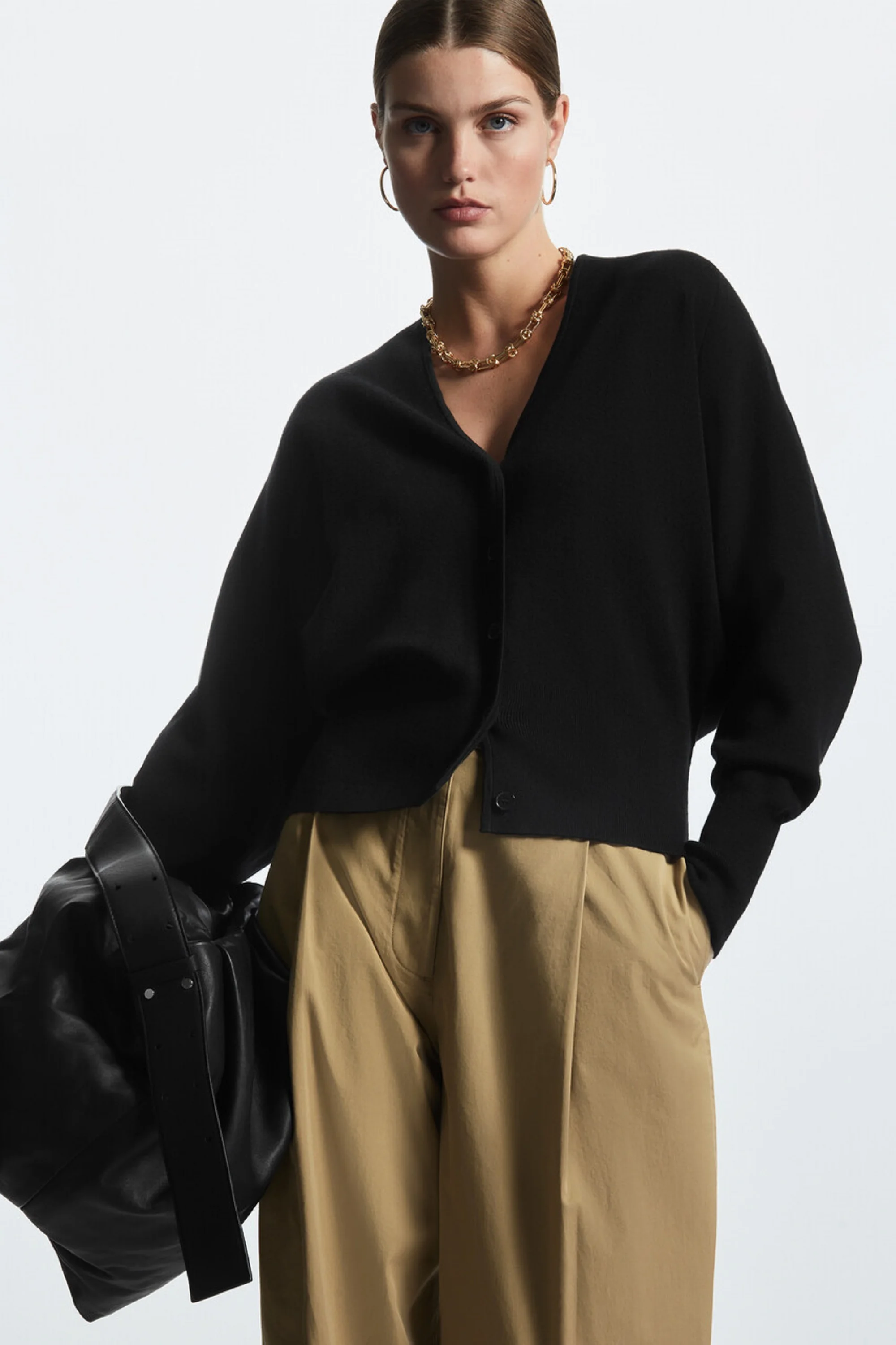 Ethereal MD 2025 cos ربيع جديد نمط السيدات المألوف وغير رسمي القياسية الخامس الرقبة الصوف مزيج سترة محبوكة