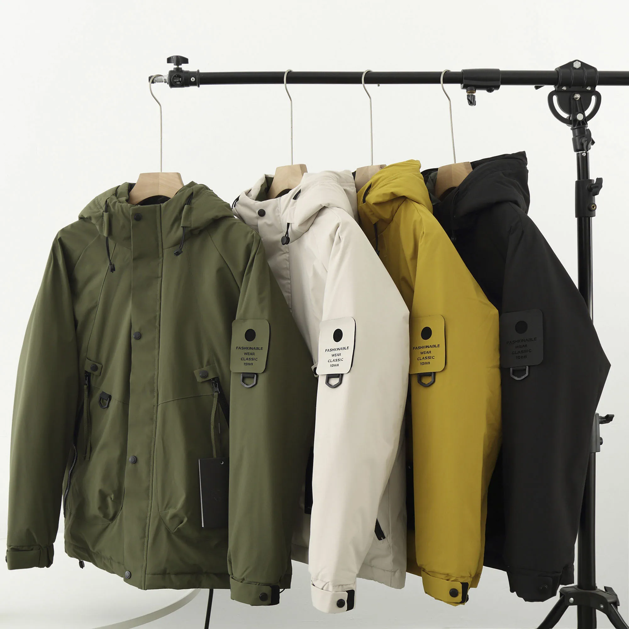 

Outdoor Men's Thiened Hooded Cotton Jaet Warmth Conservation High Tech Heat Retention Windproof Waterproof Mountain Series