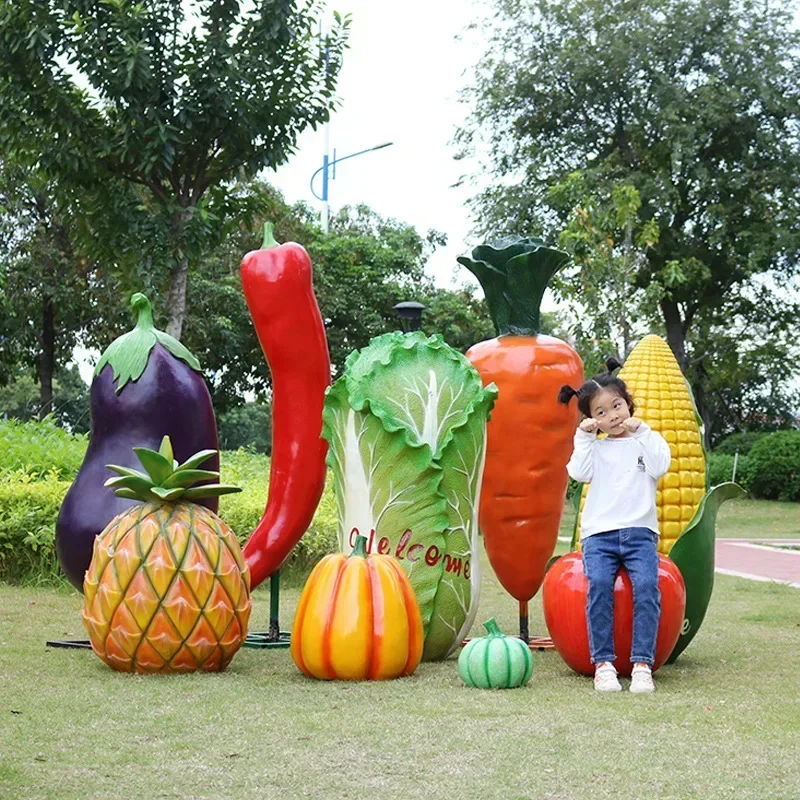 Outdoor fruit and vegetable model props FRP sculpture simulation pumpkin strawberry lychee farm garden decoration