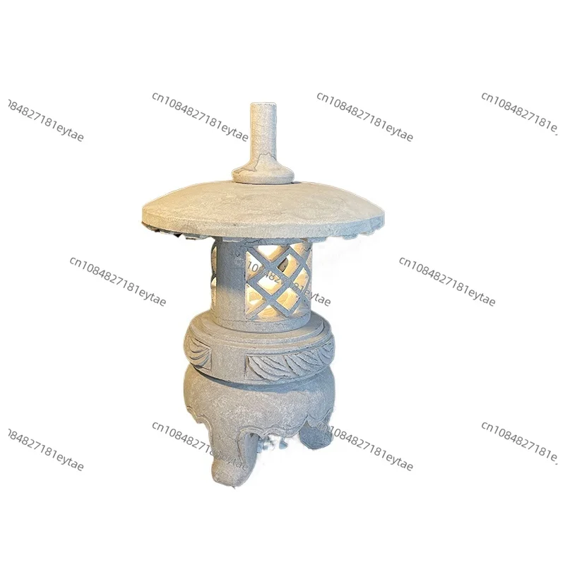 Stone lanterns Japanese garden lights Bluestone antique calcium carbide lanterns Outdoor hotel Landscape garden Stone carving