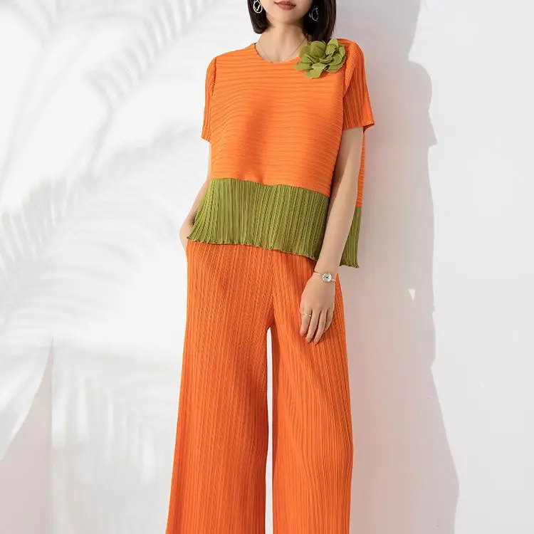 

Miyake Pleated Fashion Set Two-Piece Women 2023 Summer New Contrast Color Pullover Top High Waist Tight Edge Straight-Leg Pants