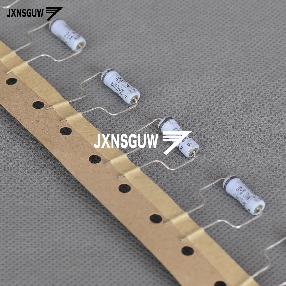 

20PCS NEW Matsushita 5% 3W68R 15x5mm Metal film resistor 3W 68R Fever resistance 68R 3W68ohm 68Ω free shipping