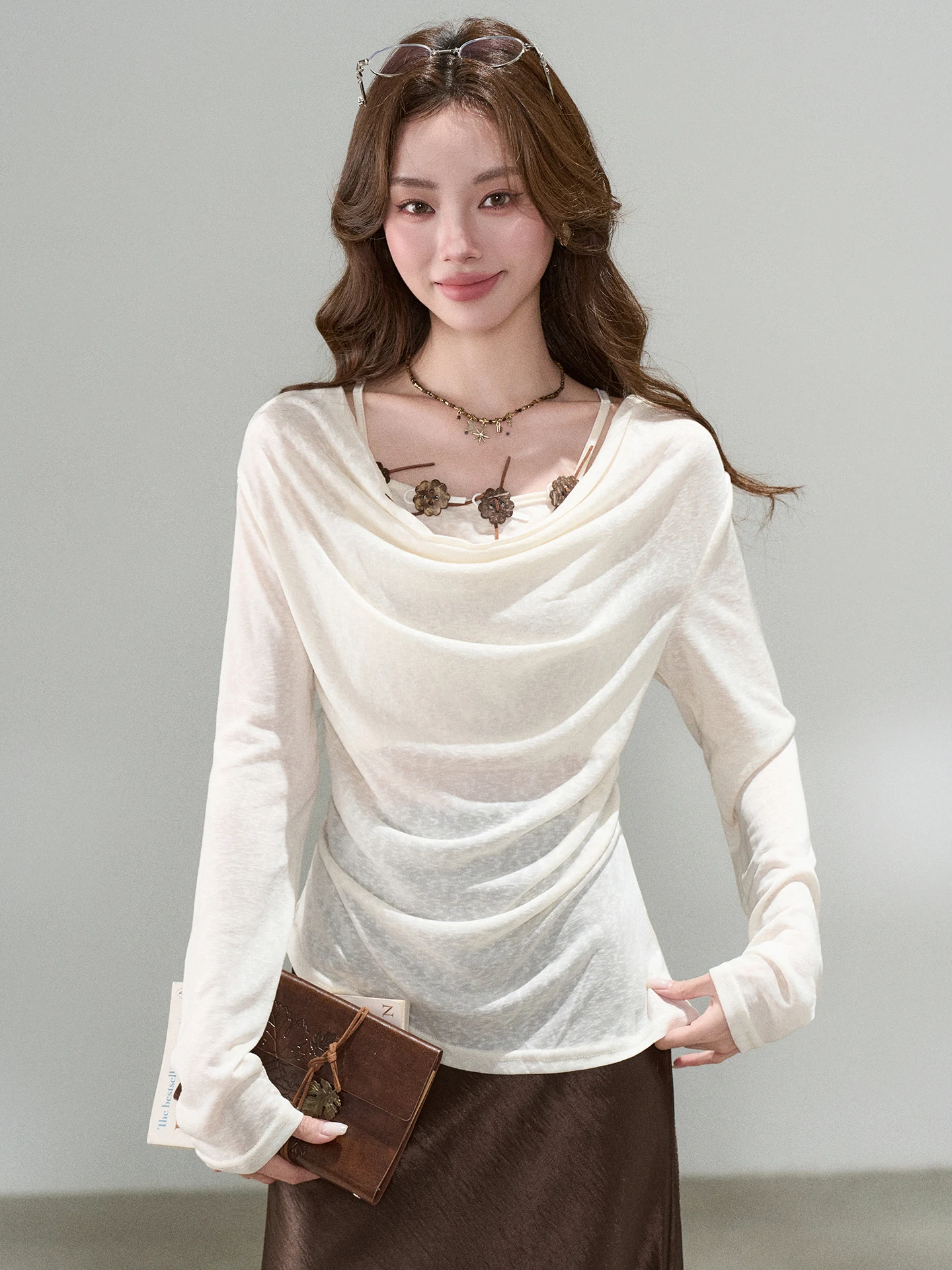 

Early Spring Atmosphere Fake Two-Piece Apricot Women's Loose Feeling Slimming Bell Collar Cover up French Style Knitted Sweater