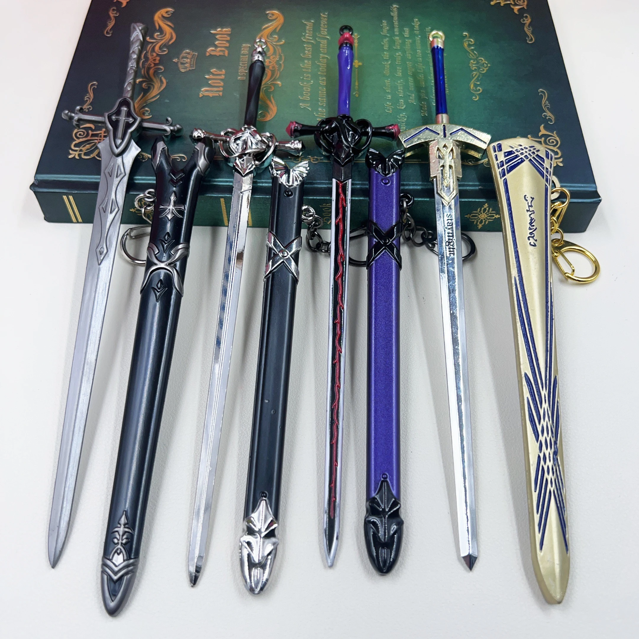 Anime 16cm Mini Sword Keychain From Fate/Stay Night Alter Saber
