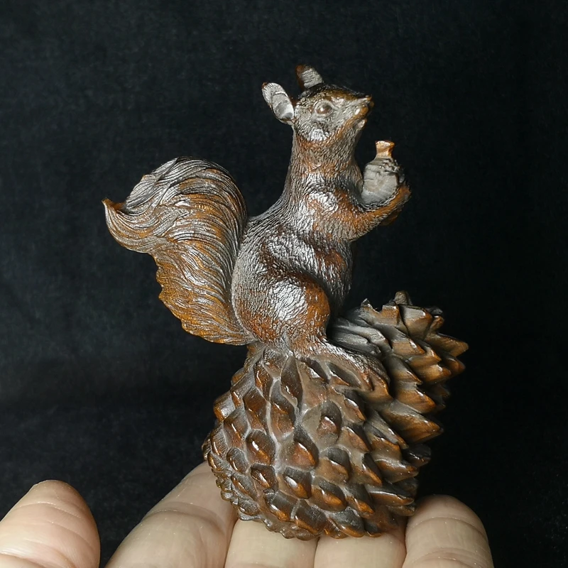 H 9.5 CM Chinese wood Boxwood Hand Carved Pinecone Squirrel Animal Figure Statue desk Decoration gift Collection