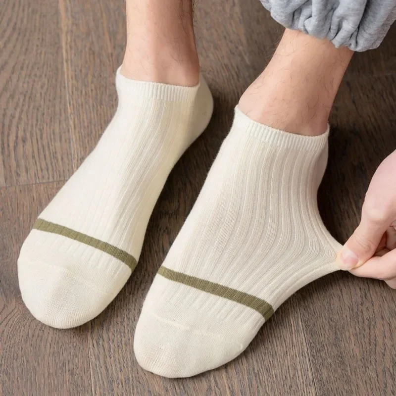 

Men'S Short Socks Solid Color Cotton White Socks Low Barrel Three-Dimensional Vertical Fringe Football Absorb Sweat Men'S Socks