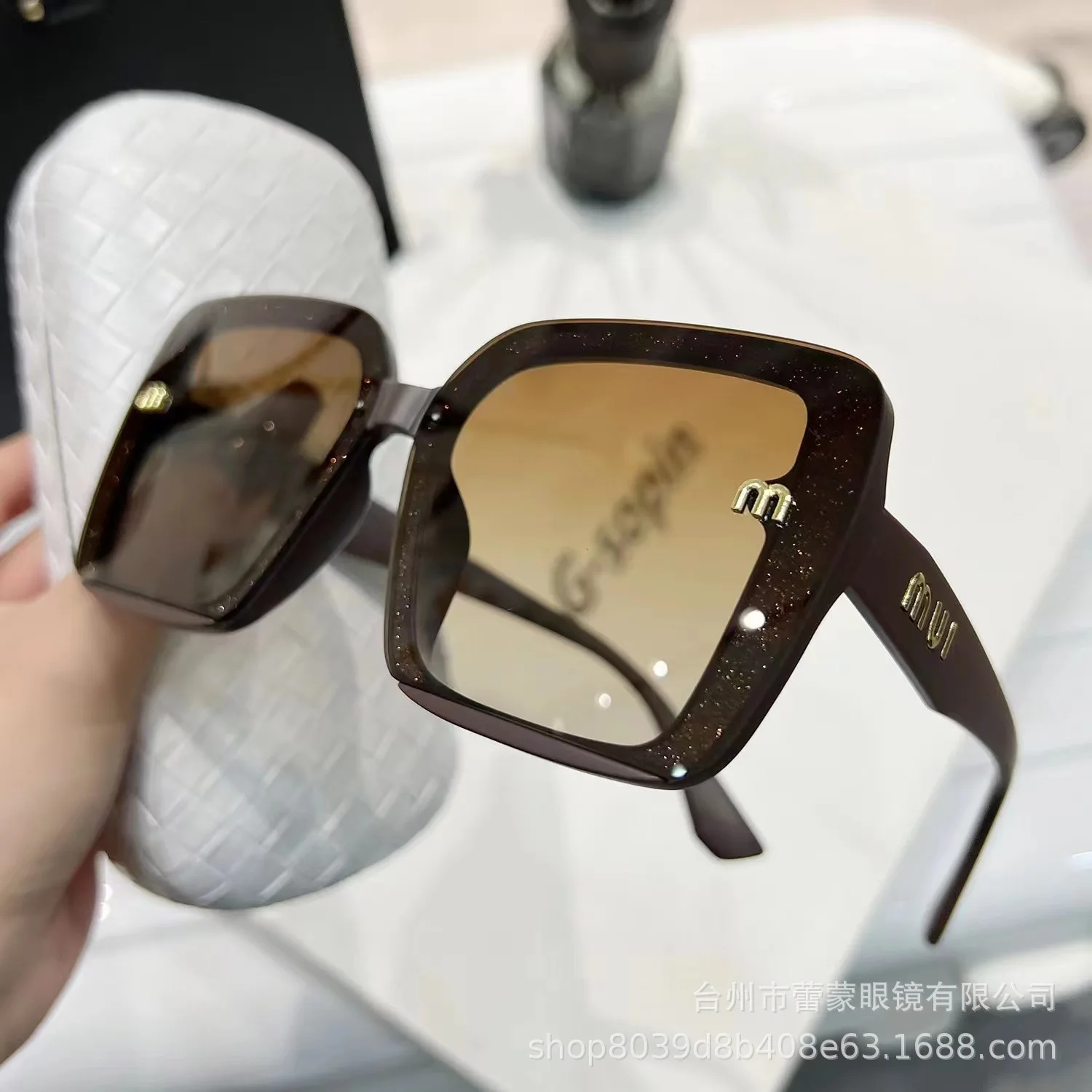 

M Letter Fashion Luxury Sunglasses High Version UV Protection Glitter Starry Sky Glitter Sun Glasses for Women and Men