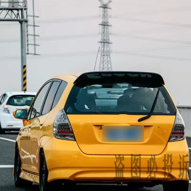 

Suitable for generation Fit GD3 GD1 05-08 sedan, carbon fiber top spoiler wing rear spoiler FitSpoon top wing
