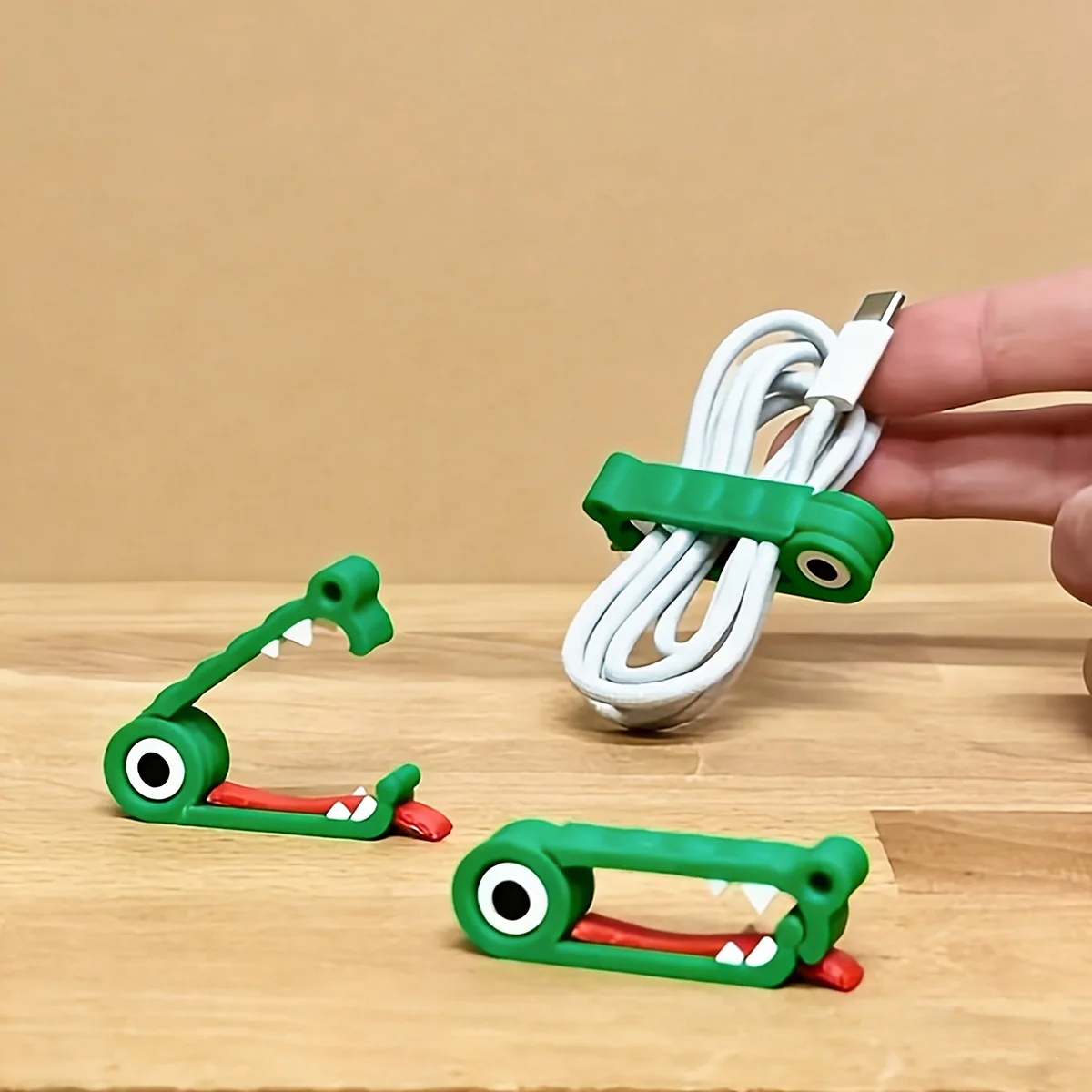 3Pcs Fun Crocodile Cable Organizer Clips Cute Crocodile-Shaped Wire Holder PLA Material Compact Tangle-Free Management
