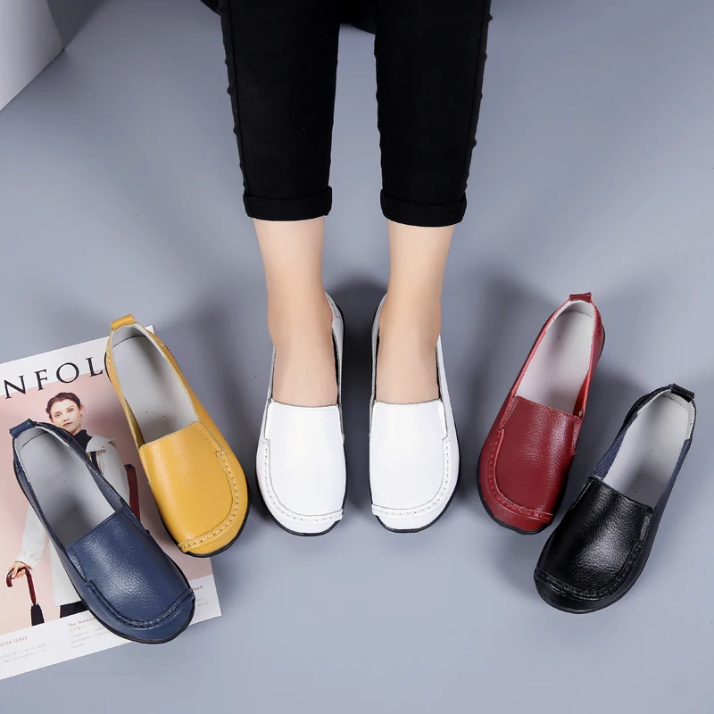 New Non Slip Flat Shoes for Woman Soft Casual Women Shoes Genuine Leather Lightweight Slip on Women Loafers Plus Size 44 Zapatos