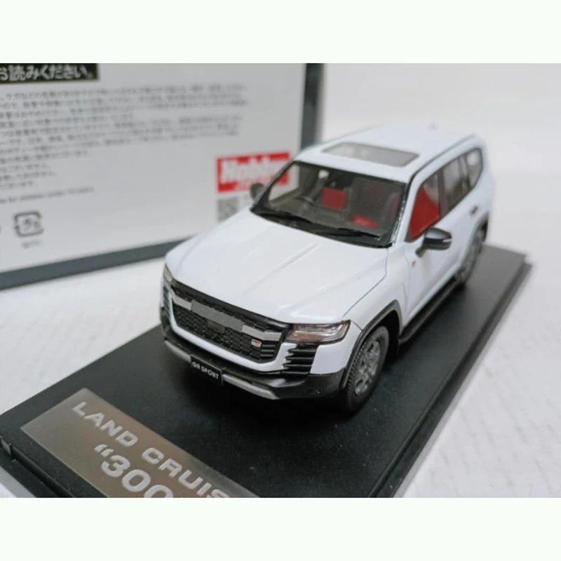 

Mark43 1/43 Land Cruiser LC300 GR Sport Off-Road Resin Car Model Collection Display Ornament Toy Gift