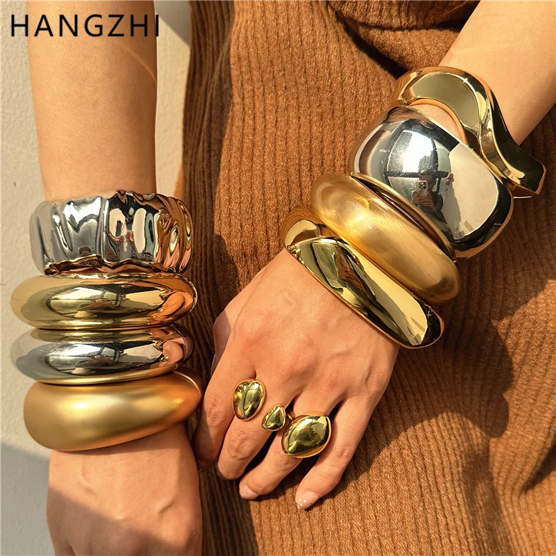 HangZhi Vintage Wide Cuff Bracelet Hip Hop Punk Gold Silver Color Geometric Metal Spring Bangles For Women Men Chunky Jewelry