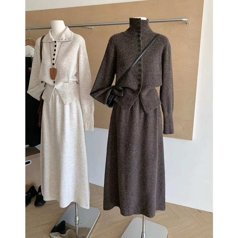 ชุดเซ็ตเสื้อผ้าขนสัตว์สไตล์เรโทรสุดชิคและใส่สบายสำหรับผู้หญิง  คอลเลคชั่นฤดูใบไม้ร่วงและฤดูหนาว  เสื้อโค้ทกระดุมแถวเดียวพร้อมกระโปรง  ชุดสองชิ้น