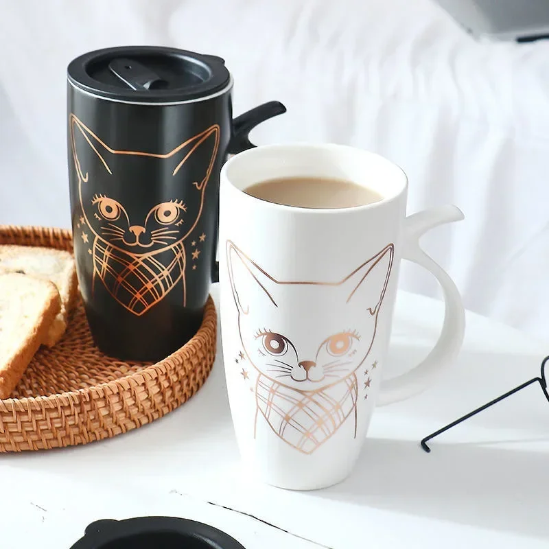 

580ml Cute Gold Cat Pattern Ceramic Mug With Plastic Lid Office Coffee Tea Cup Large Capacity Home Breakfast Milk Drinking Cups