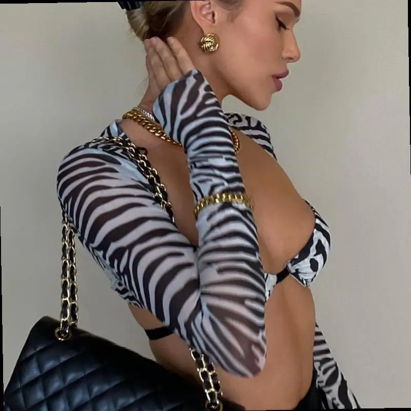 تي شيرت نسائي بقصة ضيقة من Street Sle مصنوع من البوليستر ort Sve Top Faionable Ey Tee لمجموعة الصيف النسائية الأصغر سنا #4