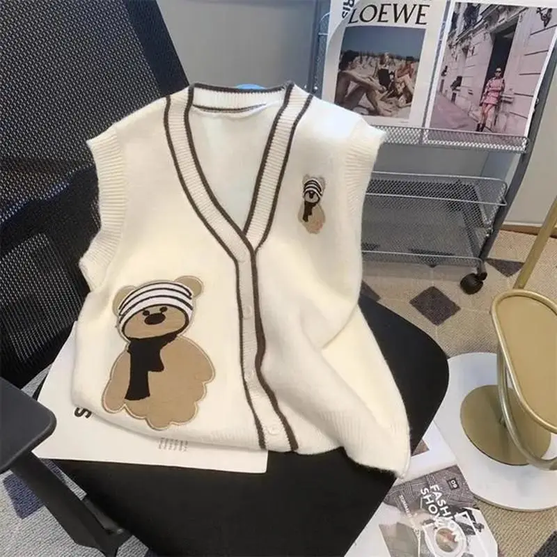 New Knitted Vest Cardigan Women's Vest Teddy Bear Stylish and Versatile Student Camisole Women