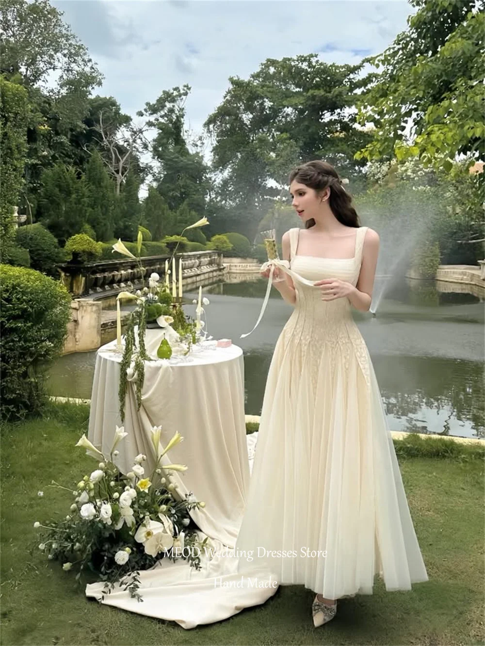 MEOD Modern Wedding Dresses Bride Square Collar A Line Sleeveless Vestidos Spaghetti Strap Appliques Robe De Mariée Customized