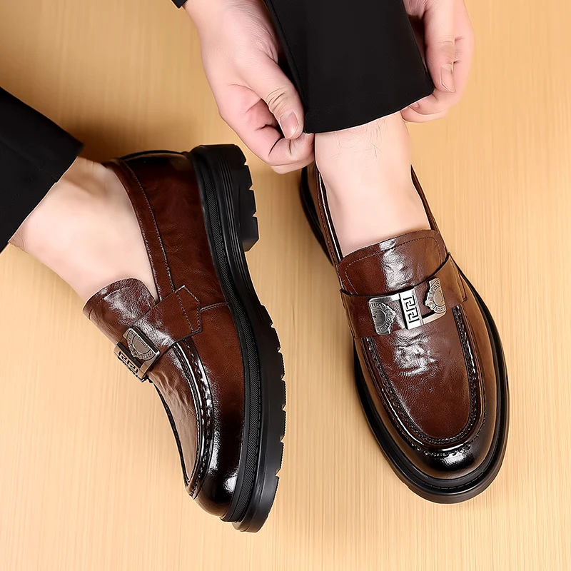 Brand New Men Shoes Microfiber Leather Loafers Classic Italian Casual Shoes Male Party Shoes Office Business Wedding Dress Shoes