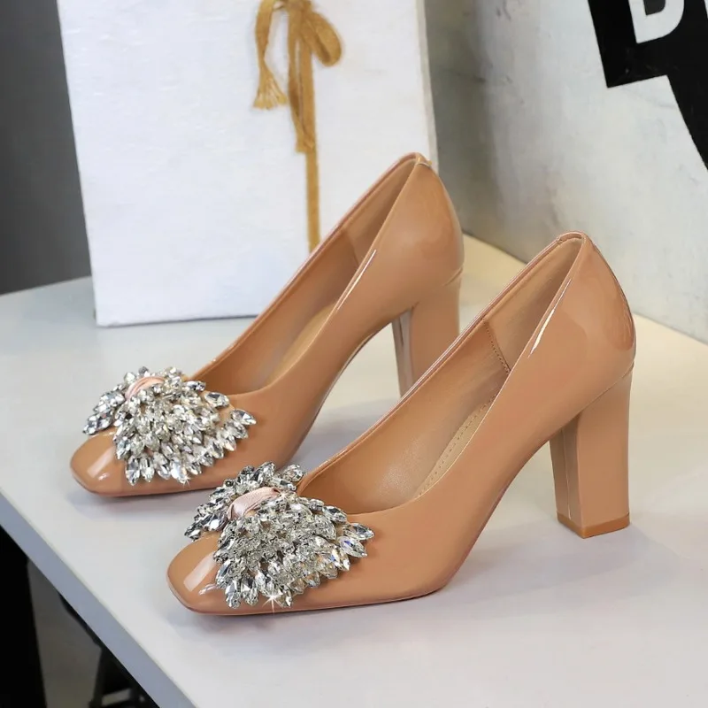 

BIGTREE Women Fashion Banquet High Heel Shoes Rhinestone Butterfly Knot Patent Leather 8.5CM Square Heel Single Shoes Women's